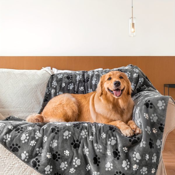 High Quality Pet Blanket for Dogs & Cats - Super Soft Warm Fluffy Bedspread, Urine-Proof Washable Large Dog Bed Protector with Cute Puppy & Kitten Patterns, All Breed Sizes (Pomeranian, German Shepherd, Poodle) - u002FOutdoor Use