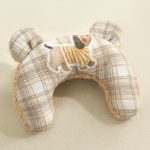 Vintage Plaid Pet Blanket And U-Shaped Pillow Combination, Cute U-Shaped Bear Ear Pillow, Blanket Soft And Comfortable Double-Sided Use, Can Be Covered And Cushioned