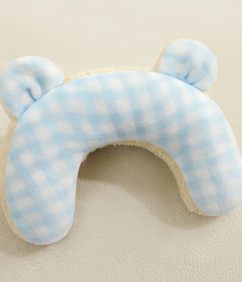 Vintage Plaid Pet Blanket And U-Shaped Pillow Combination, Cute U-Shaped Bear Ear Pillow, Blanket Soft And Comfortable Double-Sided Use, Can Be Covered And Cushioned